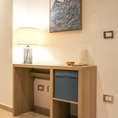 Limoni Apartment, A Due Passi Dal Mare Appartement